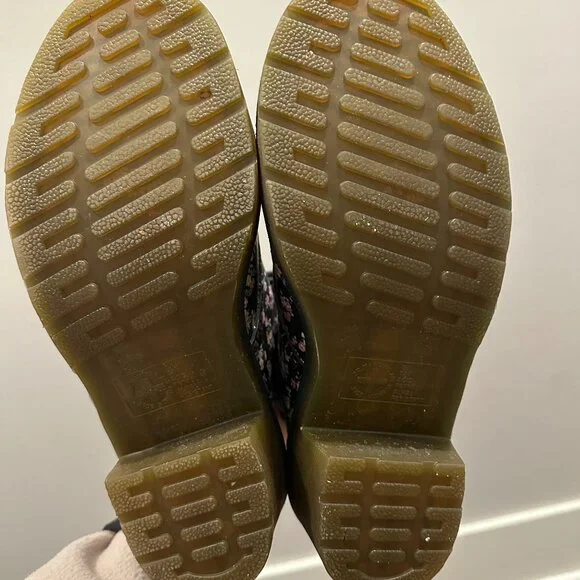 NWOT Dr. Martens RARE Floral Mini Tydee Clemency Heeled Lace-up Boot - Picture 4 of 7